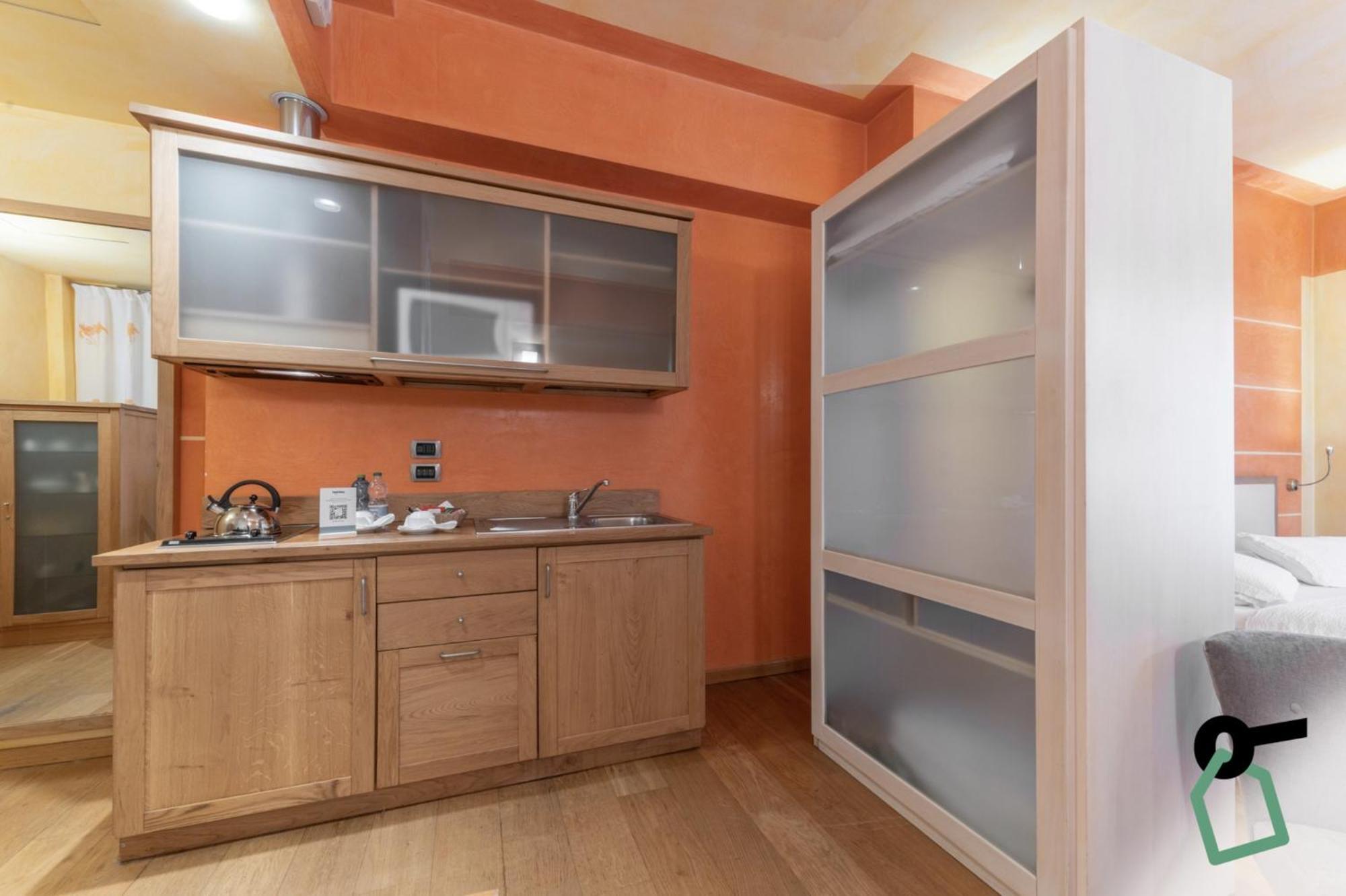 Hotiday Discovery - Residence เวโรนา ภายนอก รูปภาพ