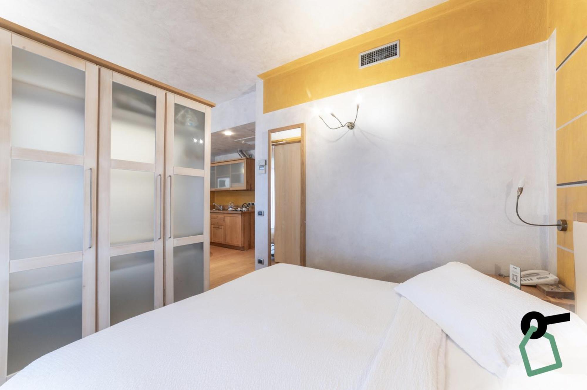 Hotiday Discovery - Residence เวโรนา ภายนอก รูปภาพ
